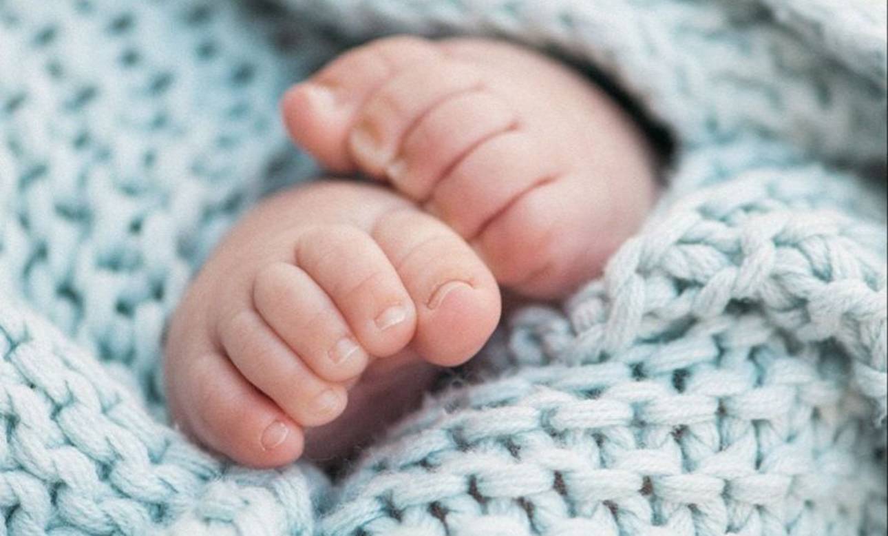 🌼 The Hidden Benefits of Buying Preloved Baby Clothes